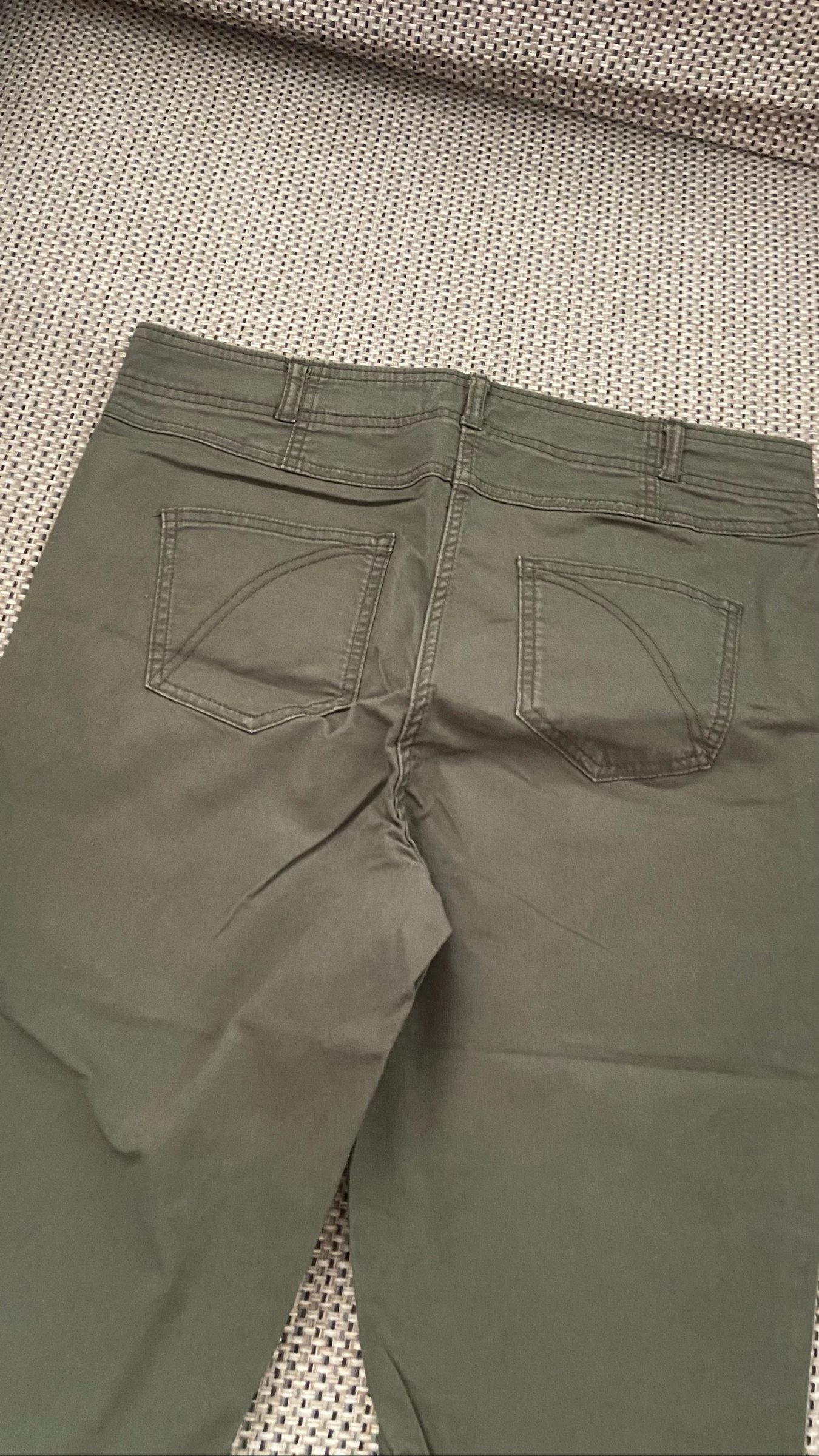 Kaki korte broek Perfecte staat maat 42 – photo 9